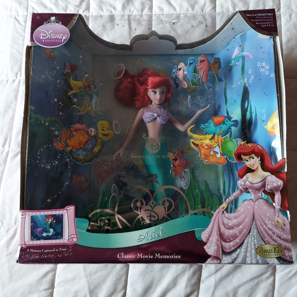 Vintage Disney Princess Brass Key Collectible Ariel Porcelain Doll Classic - Picture 2 of 4